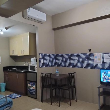 Henry'S Newport Condotel Pasay Zewnętrze zdjęcie