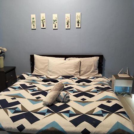Henry'S Newport Condotel Pasay Zewnętrze zdjęcie