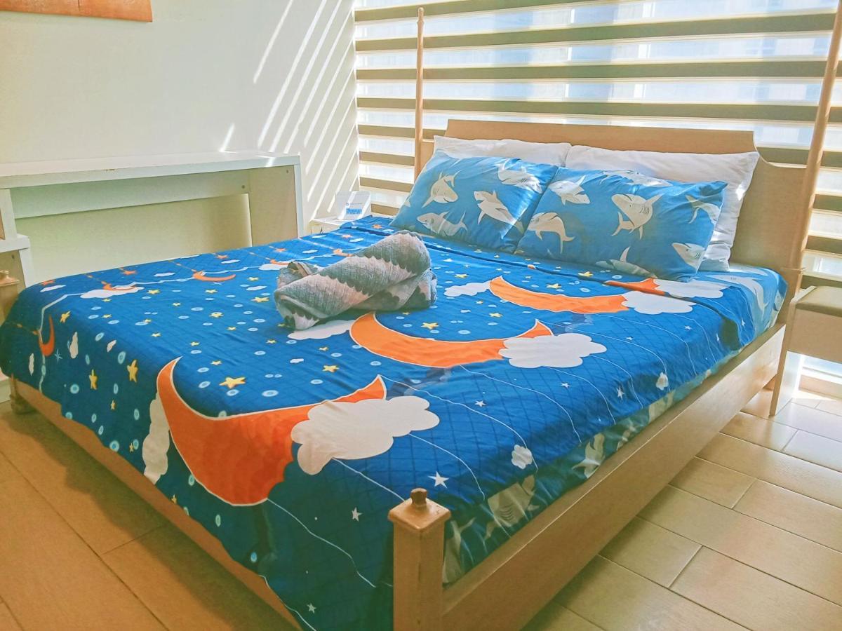 Henry'S Newport Condotel Pasay Zewnętrze zdjęcie