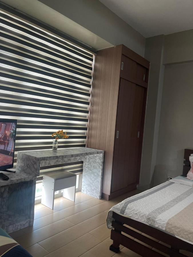Henry'S Newport Condotel Pasay Zewnętrze zdjęcie