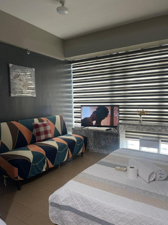 Henry'S Newport Condotel Pasay Zewnętrze zdjęcie