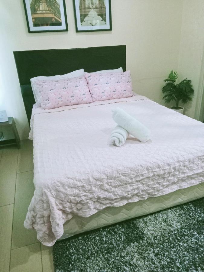 Henry'S Newport Condotel Pasay Zewnętrze zdjęcie