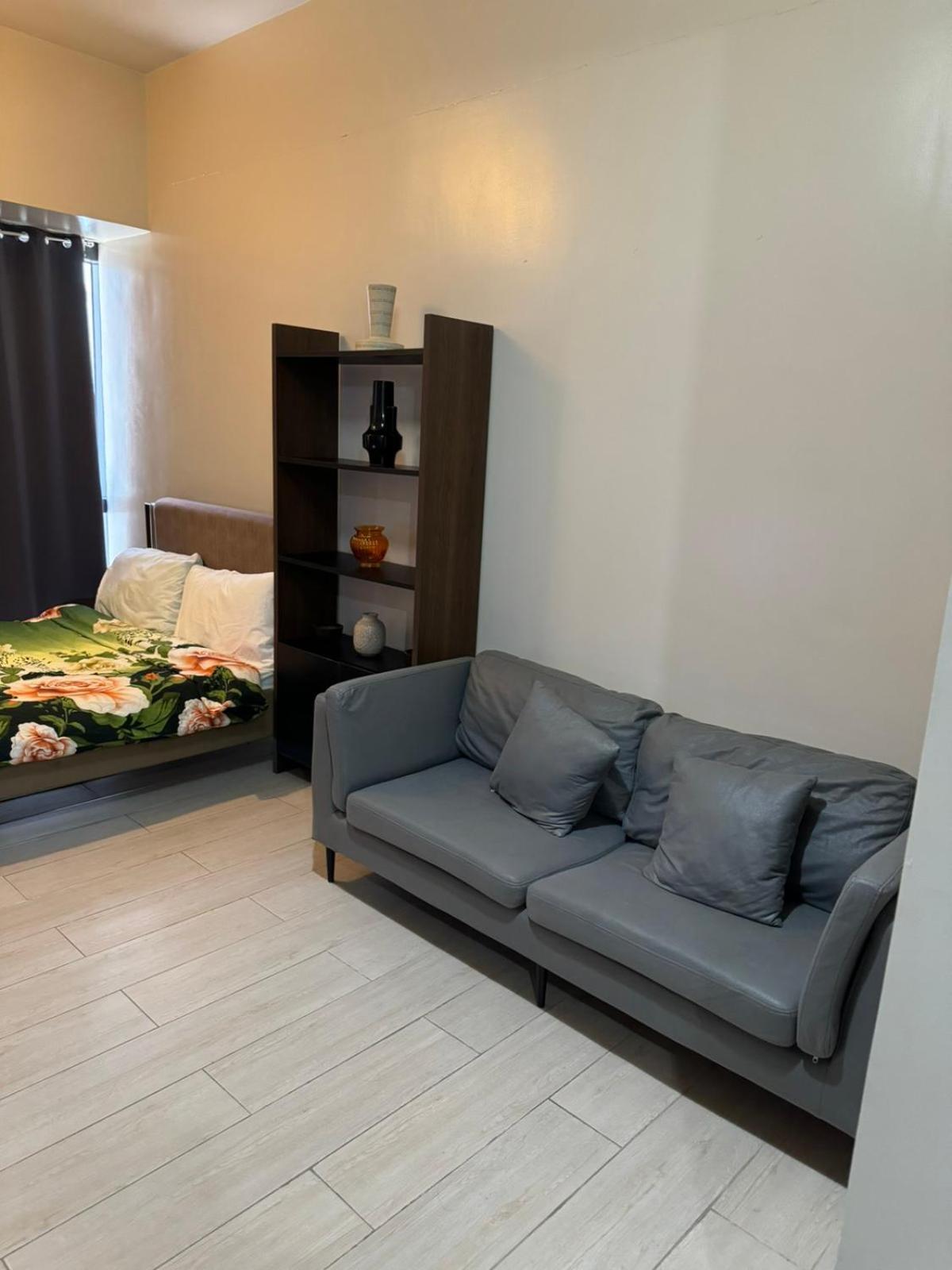 Henry'S Newport Condotel Pasay Zewnętrze zdjęcie