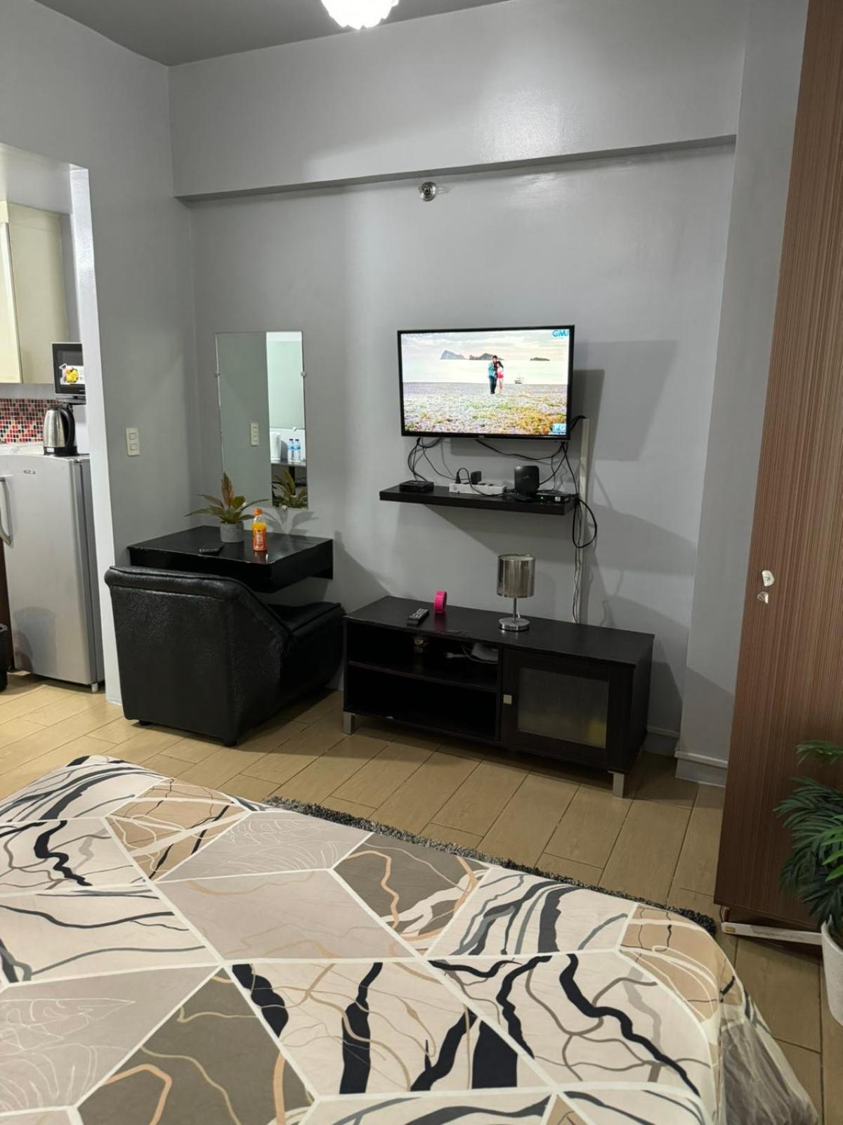 Henry'S Newport Condotel Pasay Zewnętrze zdjęcie