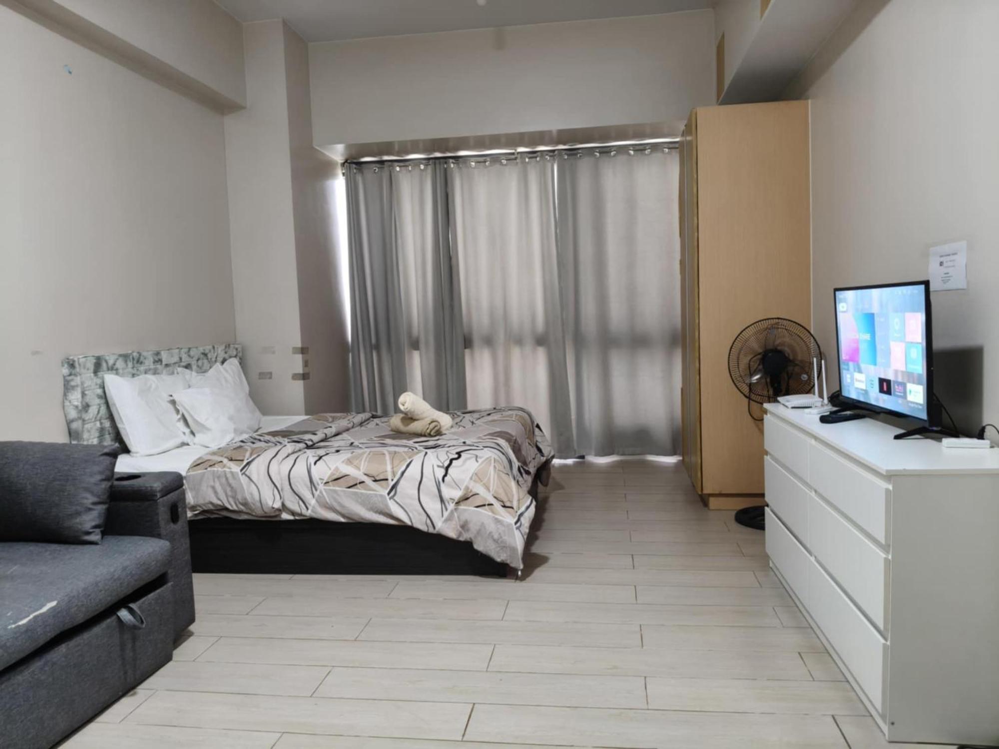 Henry'S Newport Condotel Pasay Zewnętrze zdjęcie