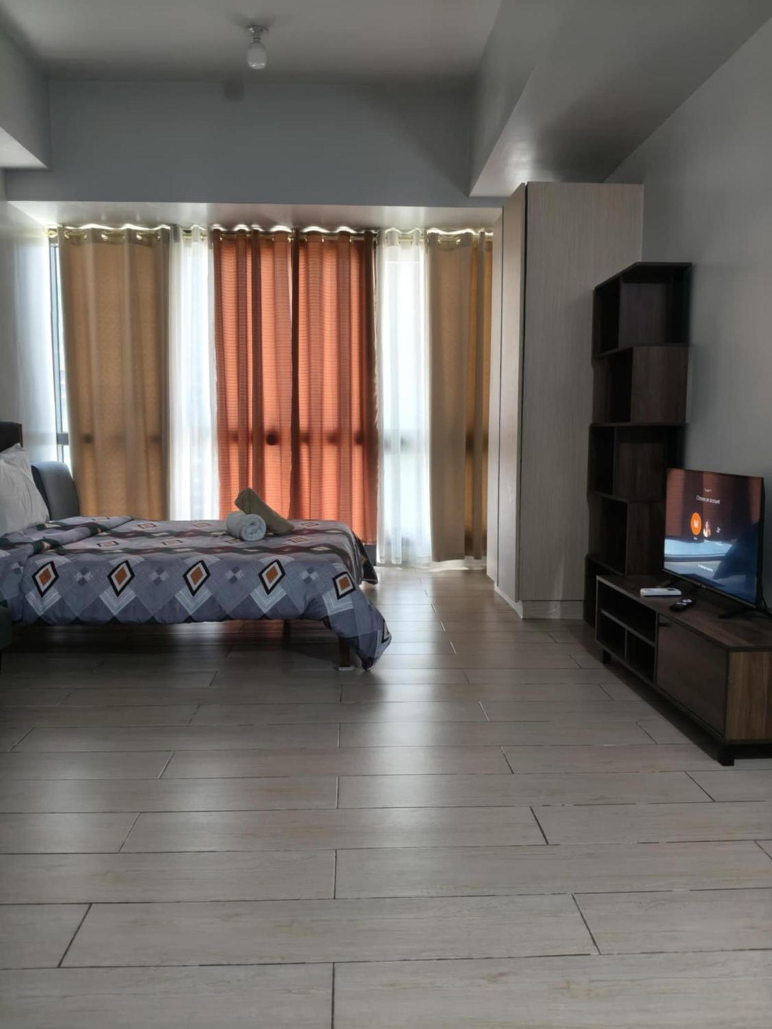 Henry'S Newport Condotel Pasay Zewnętrze zdjęcie